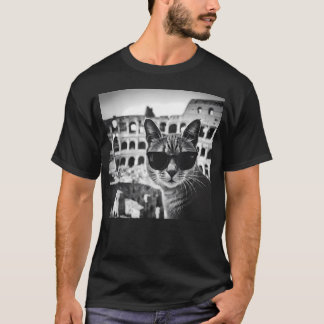 ローマのコロッセオでサングラスをかけたイタリアの猫の面白いデザイン Tシャツ