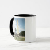 ローマの基盤とのTheodosius Iのオベリスク、 マグカップ (正面左)