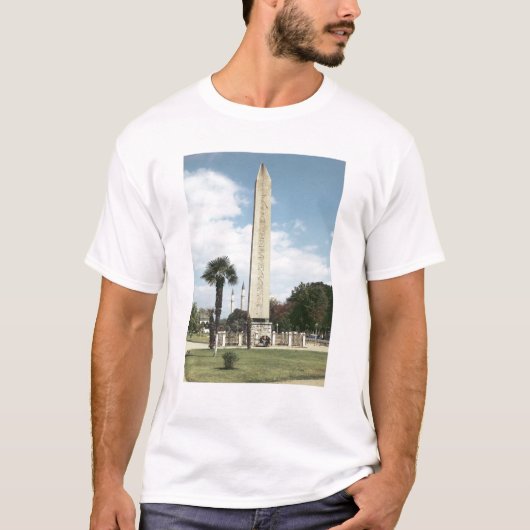 ローマの基盤とのTheodosius Iのオベリスク、 Tシャツ (正面)