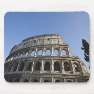 ローマのColosseumをとの調べる広い眺め マウスパッド