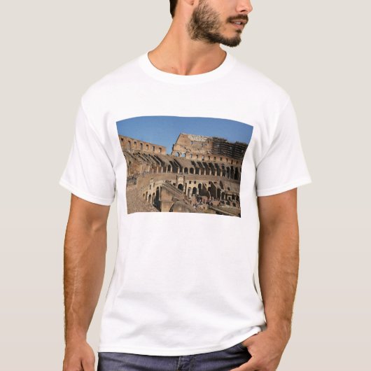 ローマ美術 コロッセオ または フラウィウス家の円形闘技場 7 Tシャツ (正面)