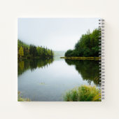 ローマ5:3-4苦しむ湖の木々に栄光を ノートブック (裏面)