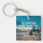 ローマ8:28聖書の聖句と熱帯ビーチの夕日 キーホルダー (正面)