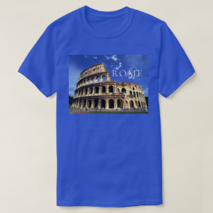 ローマ イタリアのコロッセオの有名な遺跡 Tシャツ