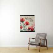 ローマ 5:5 神の愛 聖書の詩句 赤いピンクの花 タペストリー (インサイチュ)