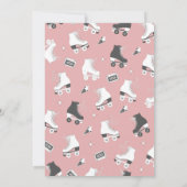 ローラスケートで滑るパーティー | レトロピンク誕生日 招待状 (裏面)