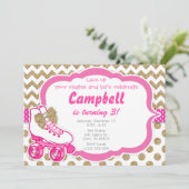 ローラスケートグリッター金ゴールド及びピンク誕生日招待状 招待状 (スタンド正面)