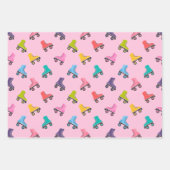 ローラスケートスケートで滑るデザイン ラッピングペーパーシート (正面2)