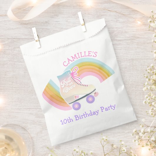 ローラースケートで滑るガールバースデーパーティー フェイバーバッグ (クリップ留めされた状態)
