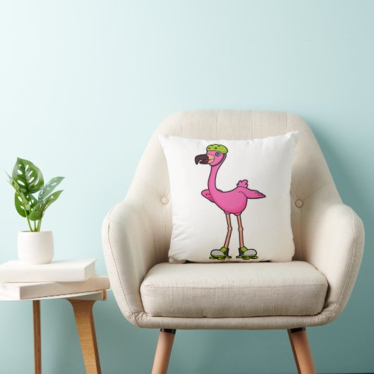 ローラースケートとヘルメット付きスケーターとしてのフラミンゴ クッション (椅子)