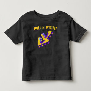 ローラースケートの赤ちゃん 男の子 スケーター トドラーTシャツ