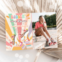 ローラースケートスケートで滑るレトロGroovy誕生日パーティーI