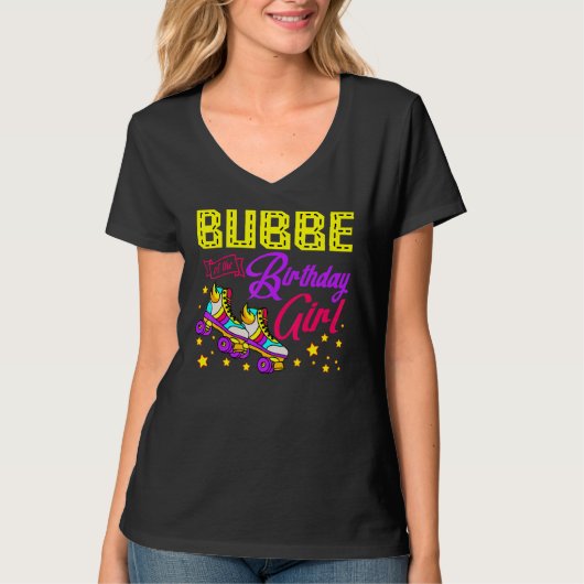 ローラースケートスケートで滑る誕生日ガールSの泡 Tシャツ (正面)