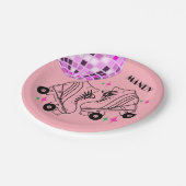 ローラースケートダービースケートで滑るピンクディスコ誕生日 ペーパープレート (アングル)