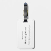 "ローラ"油絵 – 小さな女の子摘み花 ラゲッジタグ (裏面縦)