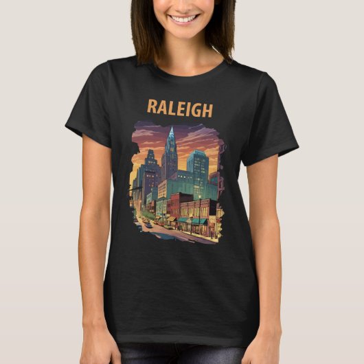 ローリー ノースカロライナ スカイライン 夕暮れ 旅行 Tシャツ (正面)