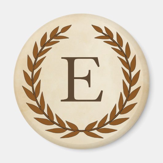 ローレルリースオンパーチメントモノグラムイニシャルE マグネット (正面)