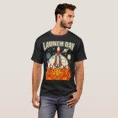 ローンチデーロケット宇宙打ち上げSTEM科学 Tシャツ (正面フル)