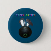 ローンボウルイースターバニー、6 cmラウンドバッジ 缶バッジ (正面)