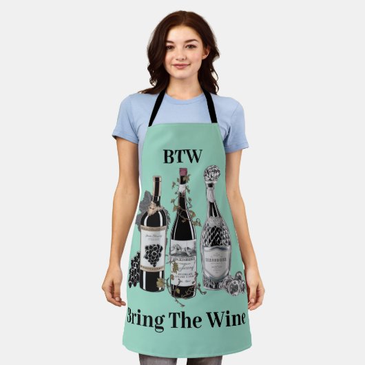 ワイおもしろいンボトル エプロン (着用した状態)