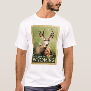 ワイオミングでお目にかかれる鹿の野生動物 Tシャツ
