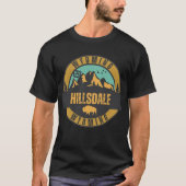 ワイオミング州ヒルズデール Tシャツ (正面)