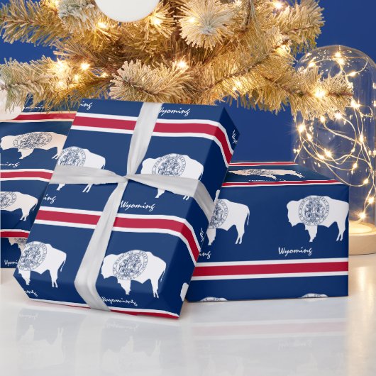 ワイオミング州旗とワイオミングギフトアメリカ/スポーツファン ラッピングペーパー (クリスマス)