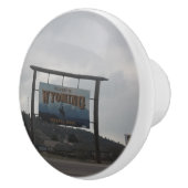 ワイオミング・ノブへようこそ セラミックノブ (右)