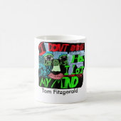 ワイシャツのデザインZAZZLE DIMENSIA、トムFitzgerald コーヒーマグカップ (中央)