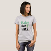 ワイシャツを焼くことを行っているパン屋 Tシャツ (正面フル)