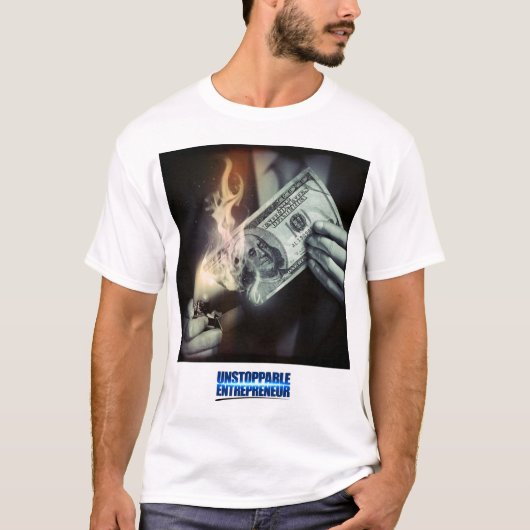 ワイシャツを燃やすお金 Tシャツ (正面)