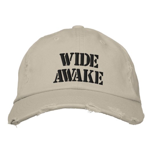 ワイド・アウェイク・ハット 刺繍入りキャップ (正面)