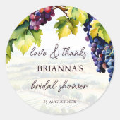 ワイナリーのブドウ畑 夏の結婚式前祝い プリント済み ラウンドシール (正面)