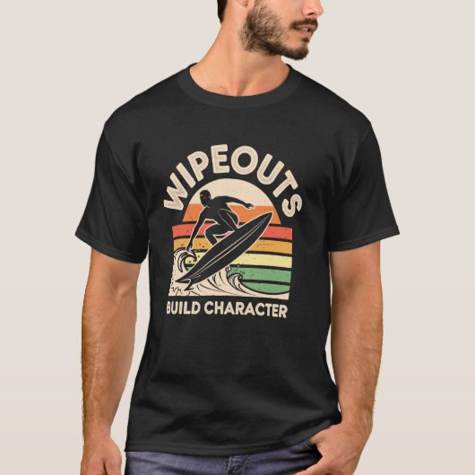 ワイプアウトは人格を形成する 面白い サーフィン Tシャツ (正面)