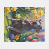 ワイマラナー犬の春の花の絵画 フリースブランケット (正面(横))