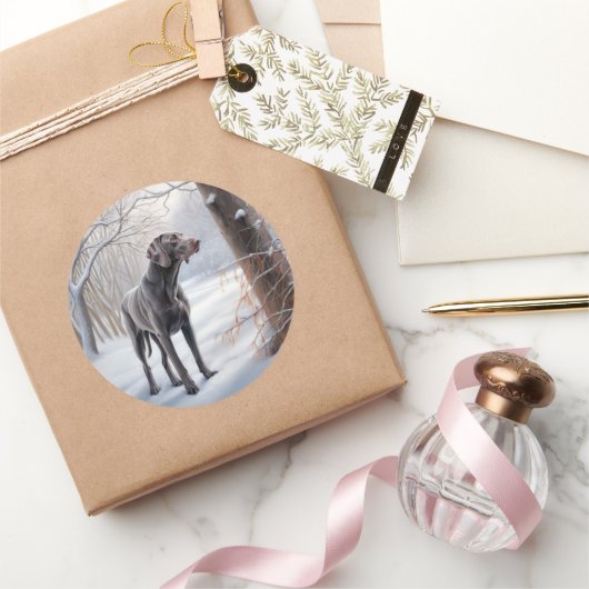 ワイマラーは雪のクリスマスを手放した ラウンドシール (ギフト)