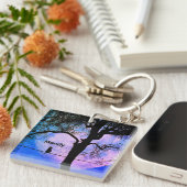 ワイヤーに乗った黒猫の満月ネーム キーホルダー (正面右)