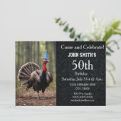 ワイルドおもしろいトルコ狩りメンズ迷彩柄誕生日 招待状 (スタンド正面)