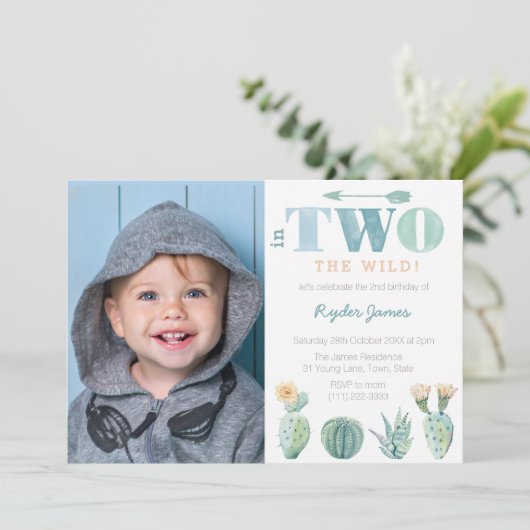 ワイルドだ!男の子の2番目の誕生日パーティー写真 招待状 (スタンド正面)