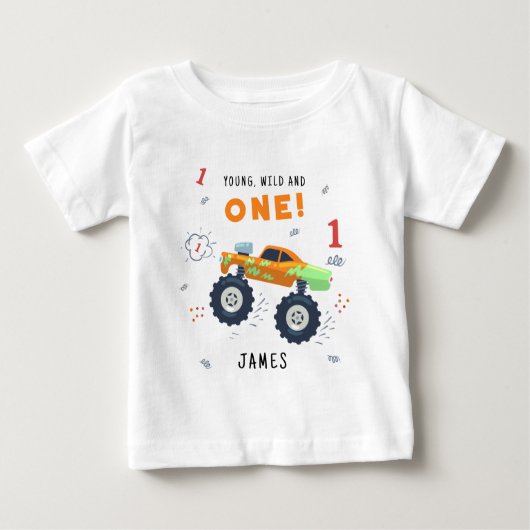 ワイルドでヤンチャで1歳の誕生日子供モンスターカー ベビーTシャツ (正面)