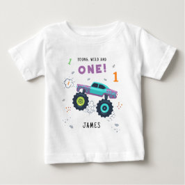 ワイルドでヤンチャで1歳の誕生日子供モンスターカー ベビーTシャツ