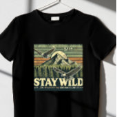 ワイルドなTシャツを着ている Tシャツ