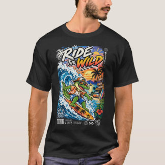 ワイルドに乗れ – サーフィンするワニ Tシャツ