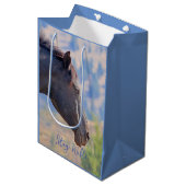 ワイルドに居て！,抱き枕 ミディアムペーパーバッグ (正面アングル)