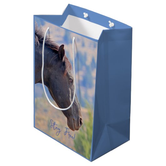 ワイルドに居て！,抱き枕 ミディアムペーパーバッグ (裏面アングル)