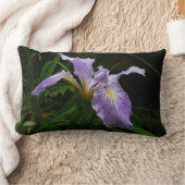 ワイルドアイリスフラワーパープルフローラ ランバークッション (ブランケット)