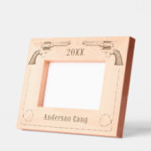 ワイルドウエストシックスガンバーベットワイヤノベルティ6x4 レーザー彫刻フレーム (左)