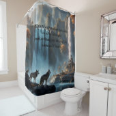 ワイルドウルブアットザウォーターフォールオアシスピラーキャンドル シャワーカーテン (インサイチュ)