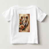 ワイルドエレガンス：ライオネス&バラインスパイアタトゥー-T-Sh ベビーTシャツ (裏面)