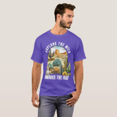 ワイルドエンブレイスザヒート・アリゾナを探索 Tシャツ (正面フル)